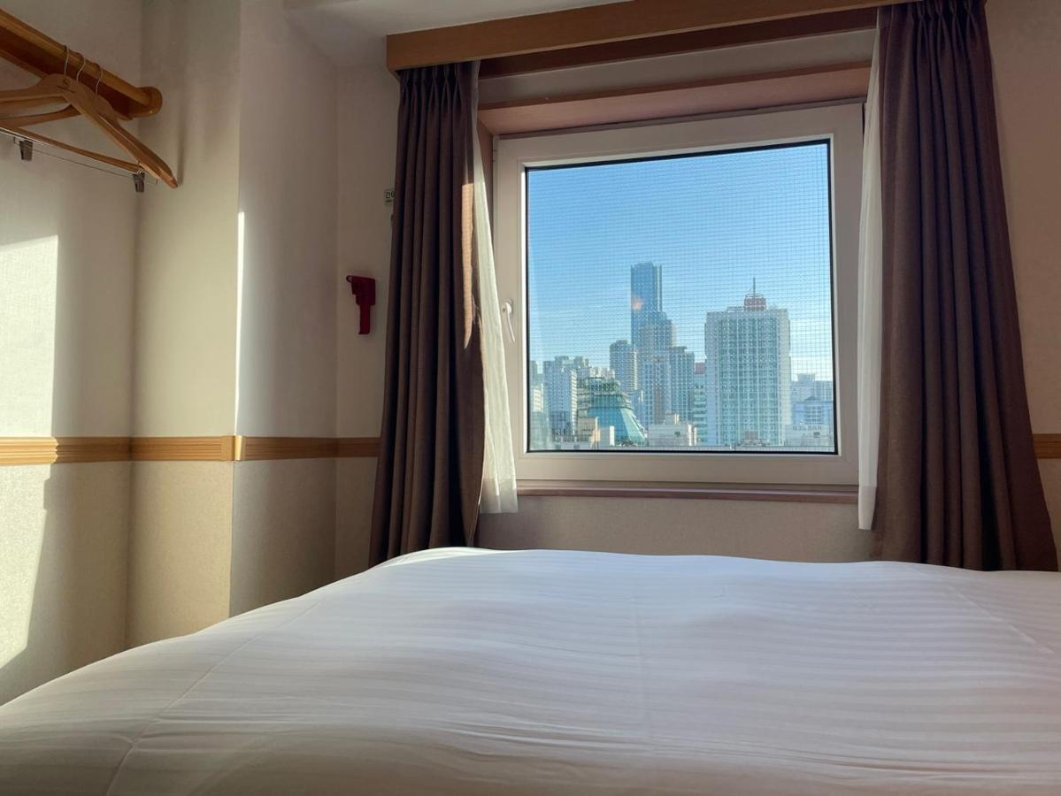 Toyoko Inn Busan Seomyeon Bagian luar foto
