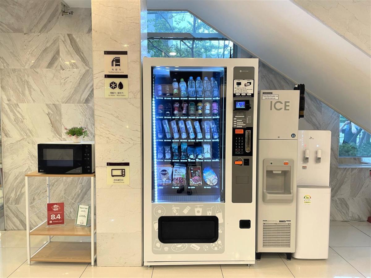 Toyoko Inn Busan Seomyeon Bagian luar foto
